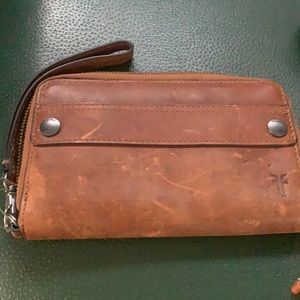 FRYE LEATHER NEW PHONE WALLET